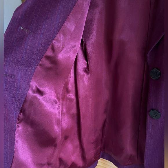 Vintage YVES SAINT LAURENT YSL fine wool pinstriped skirt suit size 40 medium 8 - Picture 8 of 16